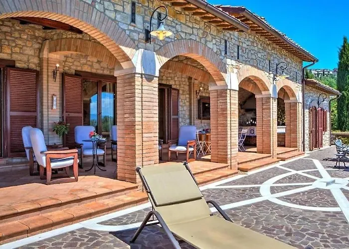 Villa Amorosa - *
